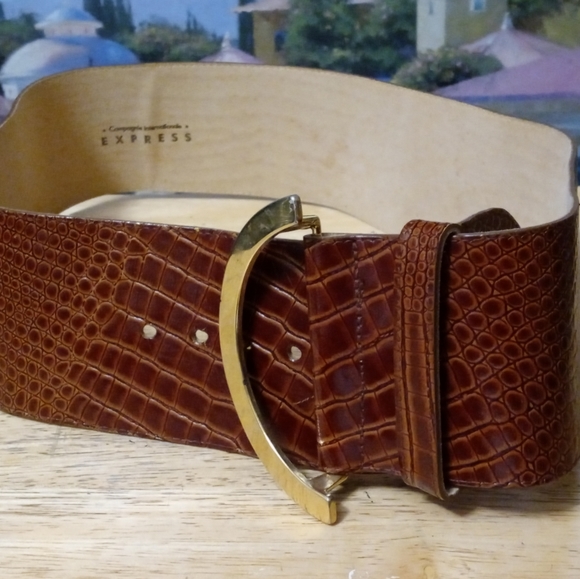 🇺🇸📿EXPRESS CROC STYLE LEATHER 🏩🎊 BELT MADE IN THE U.S.A. 3" WIDE. - Picture 7 of 14